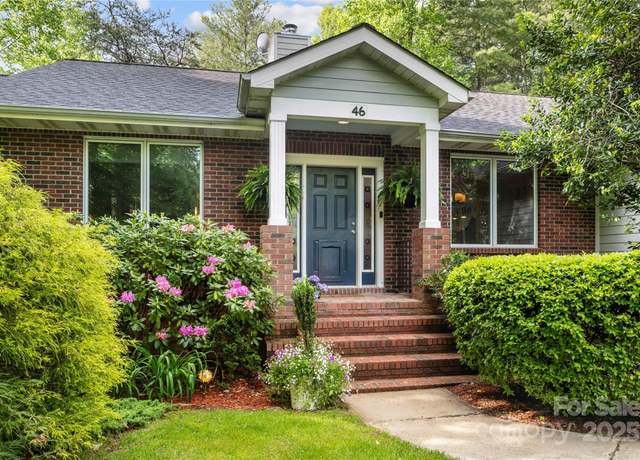 Property at 46 Poplar Creek Dr, Asheville, NC 28805, 4 beds, 3 baths