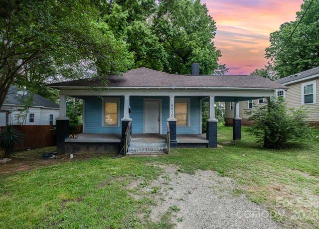 Property at 4510 Wildwood Ave, Charlotte, NC 28208, 3 beds, 1.5 baths