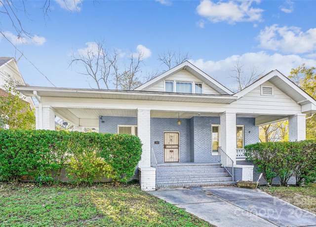 Property at 137 Lancaster St, Chester, SC 29706, 3 beds, 2 baths