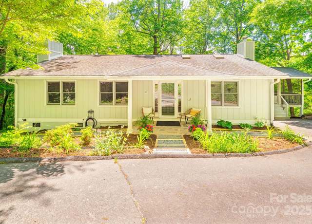Property at 14 Parkview Dr, Asheville, NC 28805, 4 beds, 3 baths