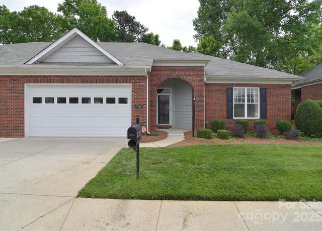 Property at 3814 Misty Glen Ct, Matthews, NC 28105, 3 beds, 2 baths