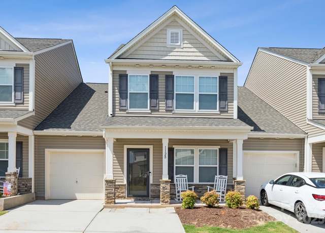 Property at 112 Davenport Dr, Statesville, NC 28677, 4 beds, 2.5 baths
