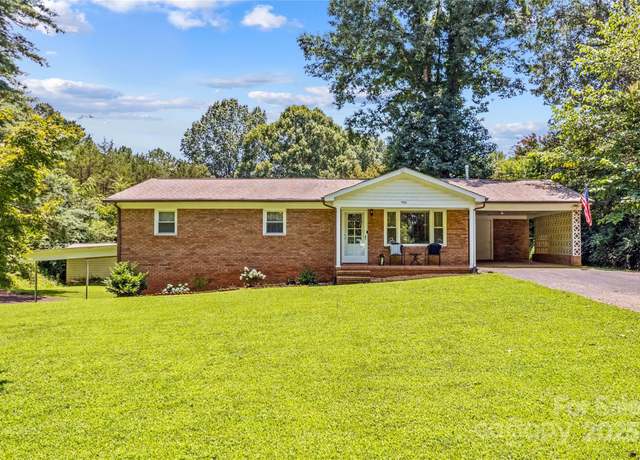 Property at 154 Windy Hill Rd, Statesville, NC 28625, 3 beds, 1.5 baths