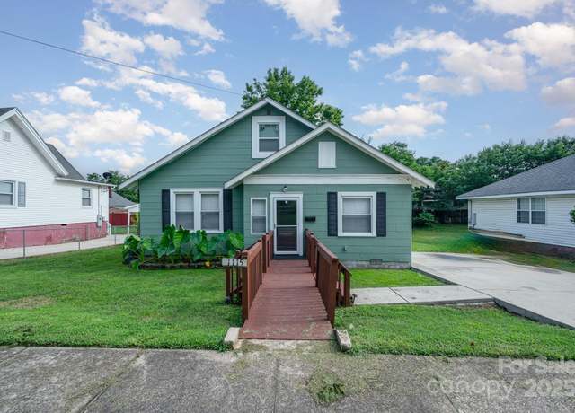 Property at 1115 W 4th Ave, Gastonia, NC 28052, 4 beds, 2.5 baths