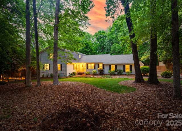 Property at 9439 White Hemlock Ln, Charlotte, NC 28270, 4 beds, 2.5 baths