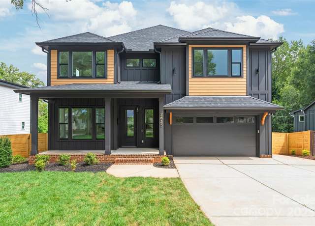 Property at 2635 Phillips Ave, Charlotte, NC 28208, 5 beds, 4.5 baths