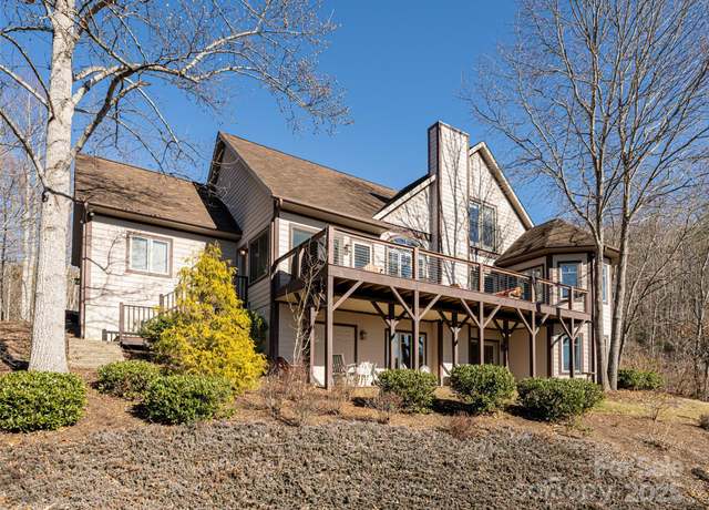 Property at 142 Twin Courts Dr, Weaverville, NC 28787, 4 beds, 3.5 baths