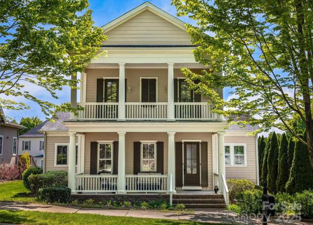 Property at 19 Dearborn St, Asheville, NC 28803, 4 beds, 3.5 baths