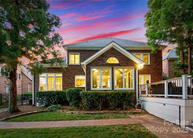Property at 18807 Dembridge Dr, Davidson, NC 28036, 5 beds, 3 baths