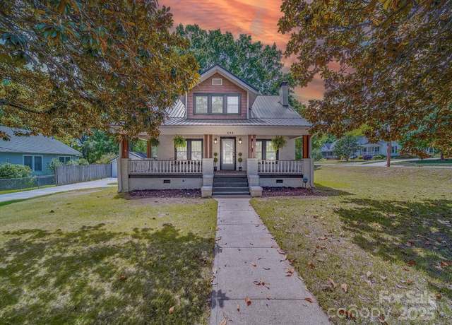 Property at 232 W Wilson Ave, Mooresville, NC 28115, 5 beds, 2 baths
