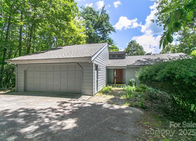 Property at 47 Tsitsi Ct, Brevard, NC 28712, 3 beds, 2.5 baths