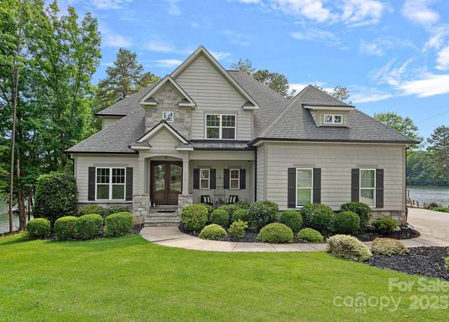 Property at 112 Nautilus Ct, Troutman, NC 28166, 4 beds, 4.5 baths