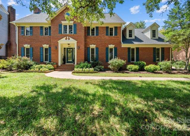 Property at 8857 Dartmoor Pl, Mint Hill, NC 28227, 4 beds, 2.5 baths