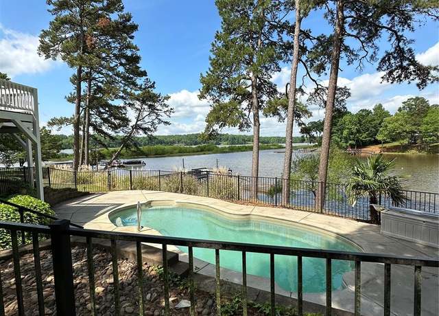 Property at 144 Golden Eagle Ln, Lexington, NC 27292, 4 beds, 3 baths