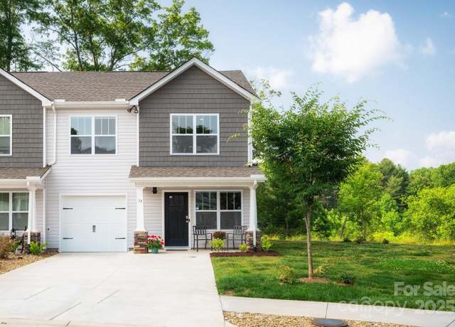 Property at 54 Malcolm Ct, Candler, NC 28715, 3 beds, 2.5 baths