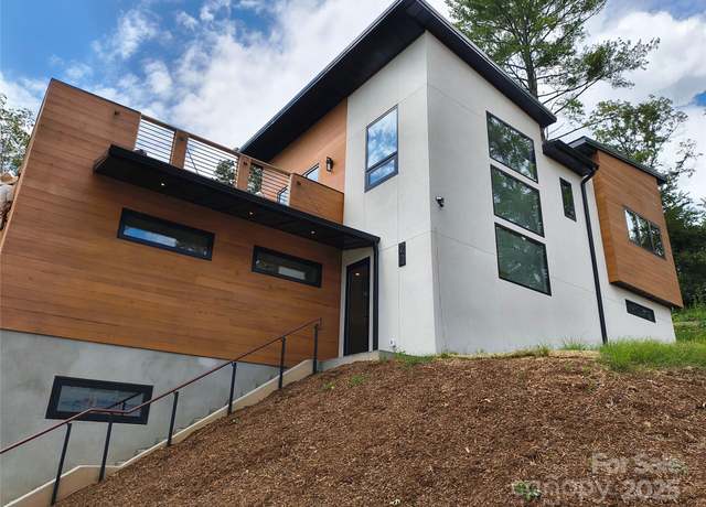 Property at 23 Woodbine Rd #1, Asheville, NC 28804, 3 beds, 3.5 baths