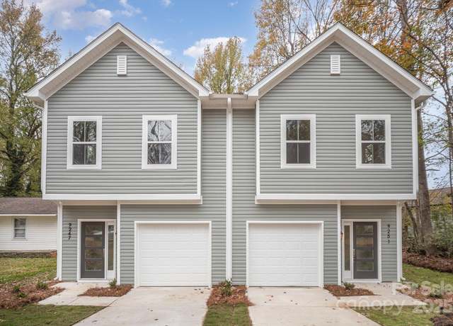 Property at 2818 Old Steele Creek Rd, Charlotte, NC 28208, 3 beds, 2.5 baths
