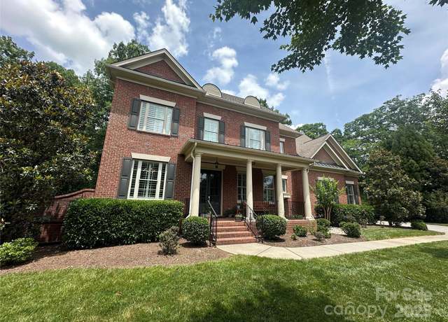 Property at 2004 Viscount Dr, Matthews, NC 28104, 5 beds, 5 baths