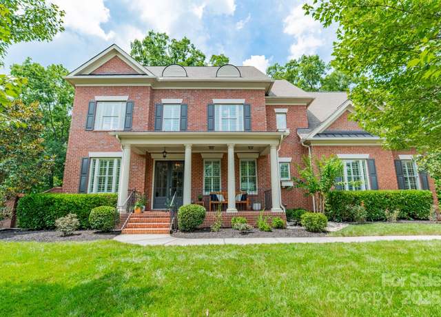 Property at 2004 Viscount Dr, Matthews, NC 28104, 5 beds, 5 baths