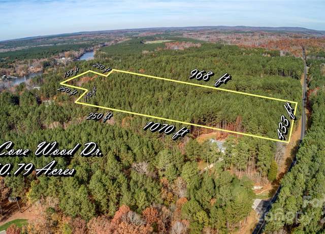 Property at 146 Cove Wood Dr, Denton, NC 27239