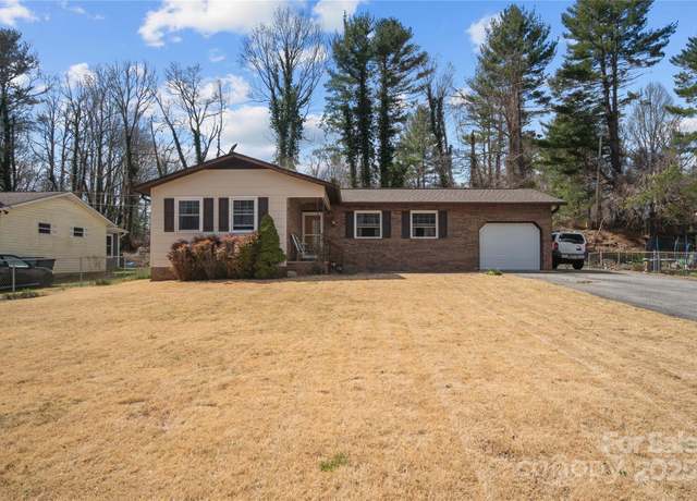 Property at 121 Upward Acres St, East Flat Rock, NC 28726, 2 beds, 1 bath