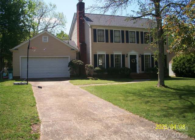 Property at 443 Silversmith Ln, Charlotte, NC 28270, 3 beds, 2.5 baths