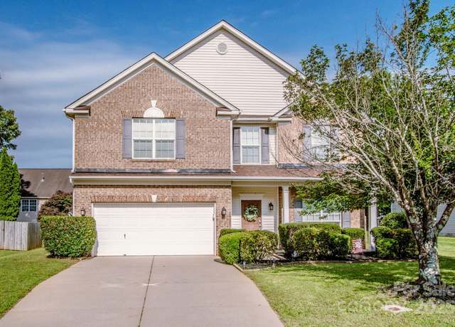 Property at 107 Golden Valley Dr, Mooresville, NC 28115, 4 beds, 2.5 baths