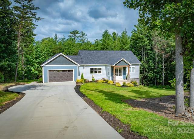 Property at 2108 E Bluewater Dr, Morganton, NC 28655, 4 beds, 2.5 baths