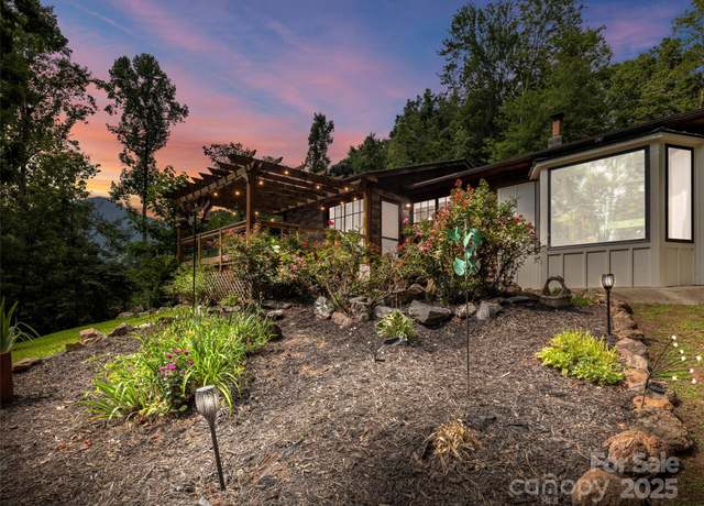 Property at 44 Sutton Knob Rd, Candler, NC 28715, 2 beds, 2 baths