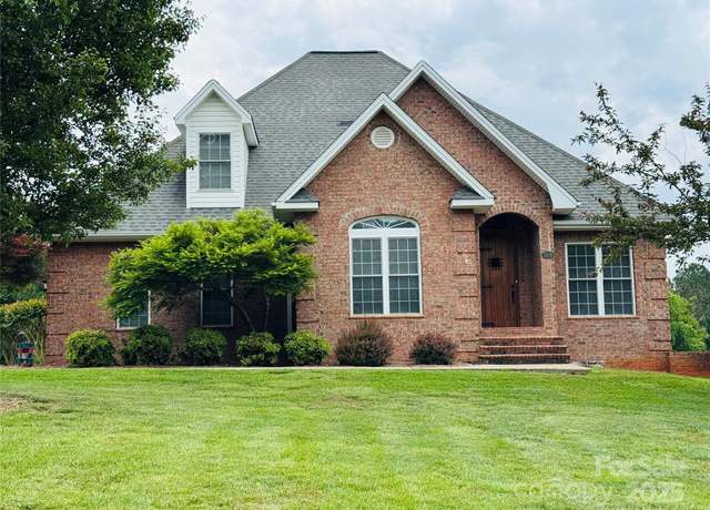 Property at 5518 Land Harbour Dr, Granite Falls, NC 28630, 3 beds, 2.5 baths