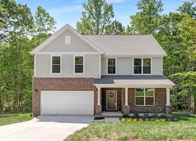Property at 8937 Penstemons Dr, Charlotte, NC 28215, 4 beds, 3 baths