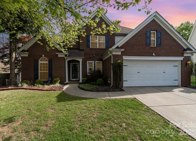 Property at 13406 Ada Ct, Charlotte, NC 28213, 4 beds, 2.5 baths