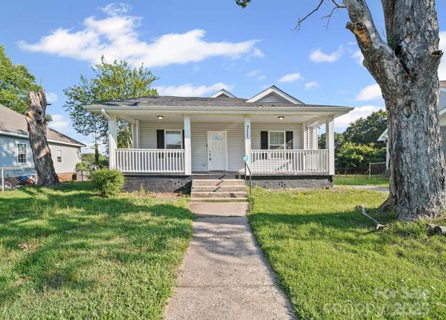 Property at 711 1st Rainbow St, Lexington, NC 27295, 3 beds, 2 baths