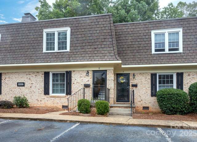 Property at 2229 Rexford Rd Unit E, Charlotte, NC 28211, 2 beds, 2.5 baths