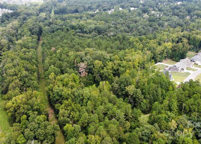Property at 1246 N Windsor Dr, Kannapolis, NC 28081