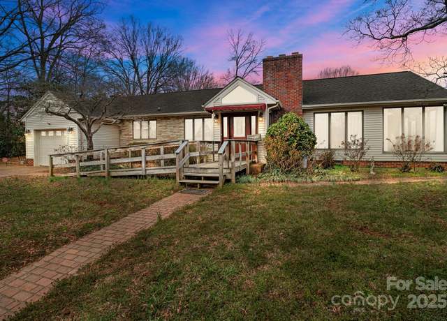 Property at 136 Coble Ave, Albemarle, NC 28001, 3 beds, 2 baths