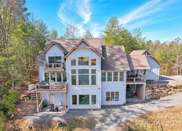 Property at 216 Alarka Pt #131, Bryson City, NC 28713, 4 beds, 3.5 baths