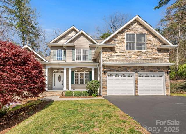 Property at 180 Kanuga Forest Dr, Hendersonville, NC 28739, 3 beds, 3.5 baths