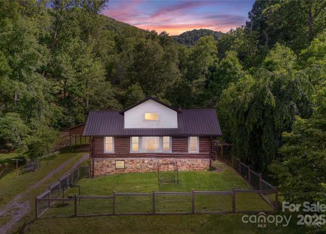 Property at 223 Smith Cove Rd, Candler, NC 28715, 2 beds, 1 bath