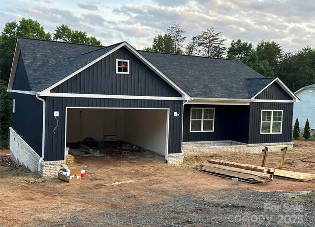 Property at 85 Cornerstone Dr, Taylorsville, NC 28681, 3 beds, 2 baths