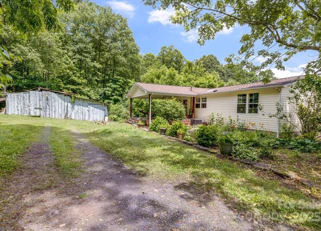 Property at 189 Mink Farm Rd, Leicester, NC 28748, 2 beds, 2 baths