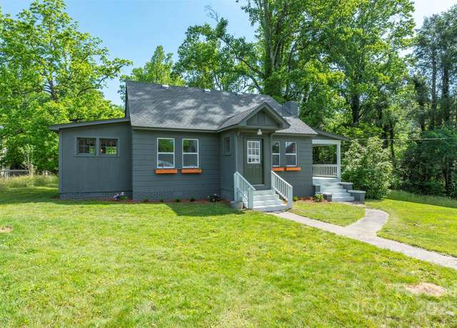 Property at 12 Mountain View Ave, Black Mountain, NC 28711, 2 beds, 1 bath