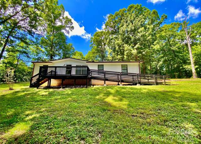 Property at 325 Scaley Bark Dr, Salisbury, NC 28147, 3 beds, 2 baths
