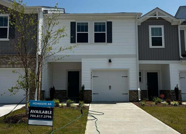 Property at 5054 Kellaher Pl, Charlotte, NC 28216, 3 beds, 2.5 baths