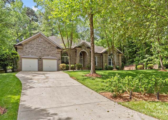 Property at 4025 Cherrybrook Dr, Mint Hill, NC 28227, 3 beds, 4 baths