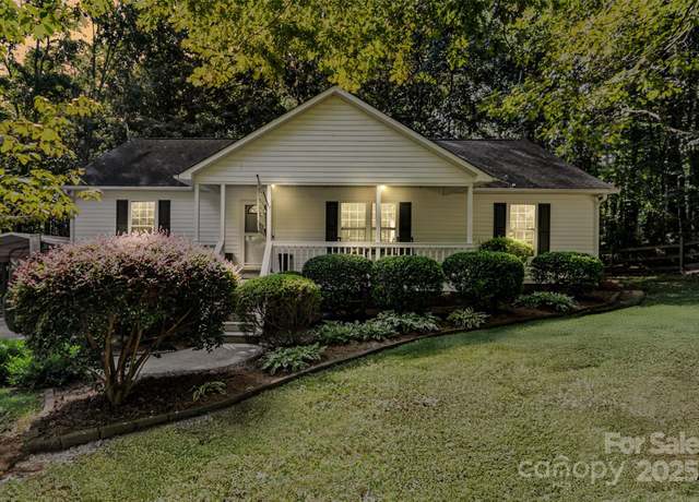 Property at 6310 Royal Pines Dr, Clover, SC 29710, 3 beds, 2 baths
