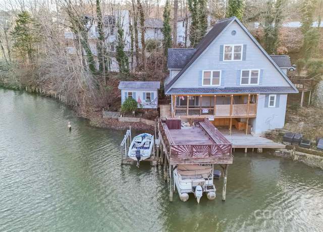 Property at 5212 Bay Rd, Rock Hill, SC 29732, 3 beds, 2 baths
