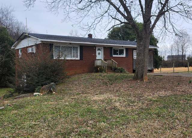 Property at 32269 Pennington Rd, Albemarle, NC 28001, 3 beds, 1 bath