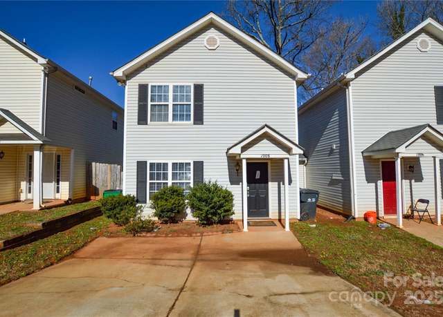Property at 1008 Beaugard Dr, Charlotte, NC 28208, 3 beds, 2.5 baths
