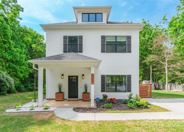 Property at 5227 Pinebrook Dr, Charlotte, NC 28208, 3 beds, 2.5 baths